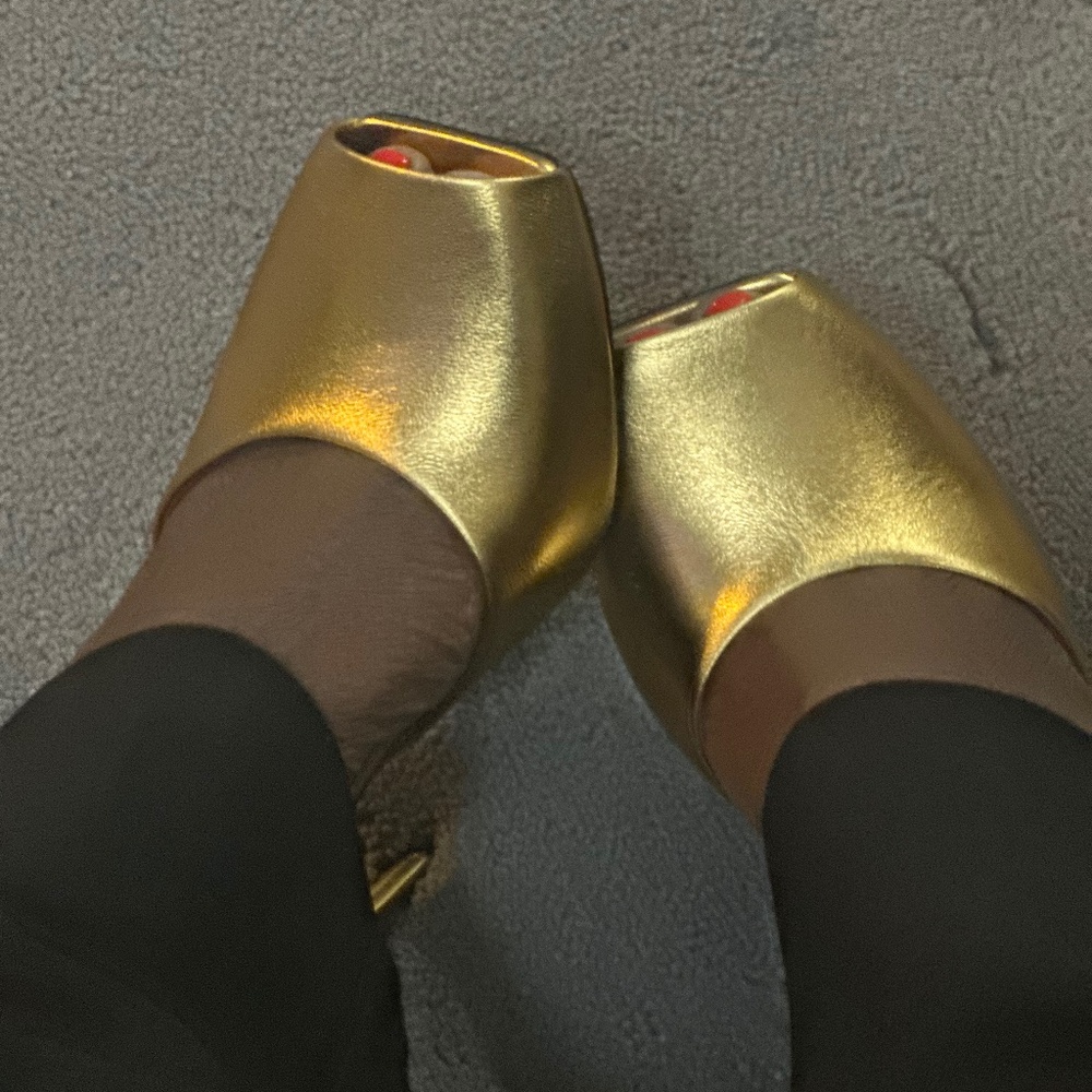 La Scandale Sandals